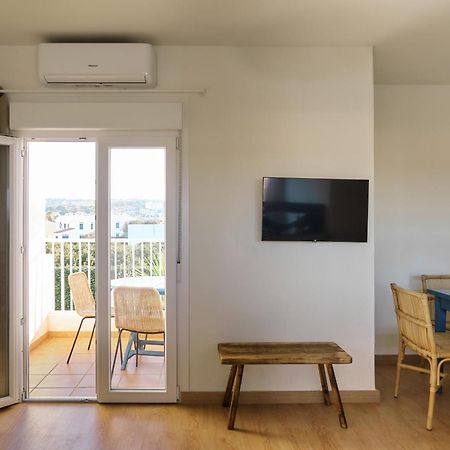 Arenal D'En Castell North Apartment Es Mercadal Bagian luar foto